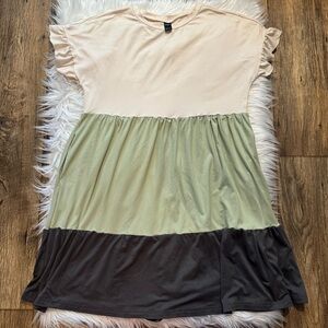 SHEIN Women’s Colorblock Swing Dress with pockets Size Medium